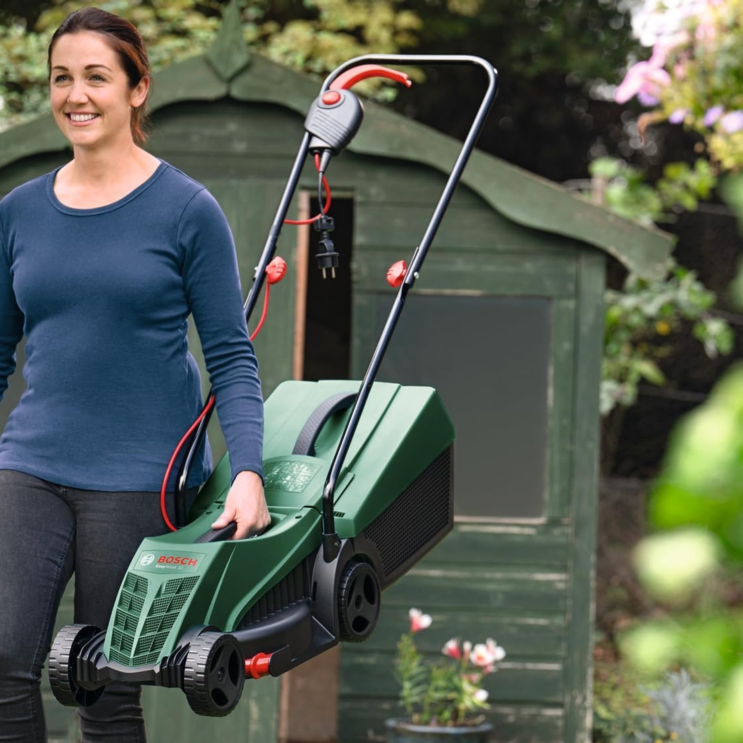 Bosch EasyRotak 32-225 Corded Lawn Mower, detail view