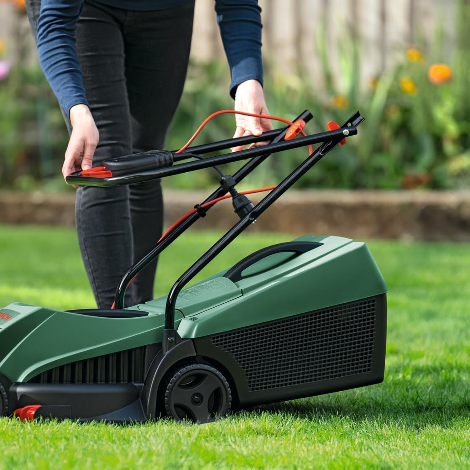 Bosch EasyRotak 32-225 Corded Lawn Mower