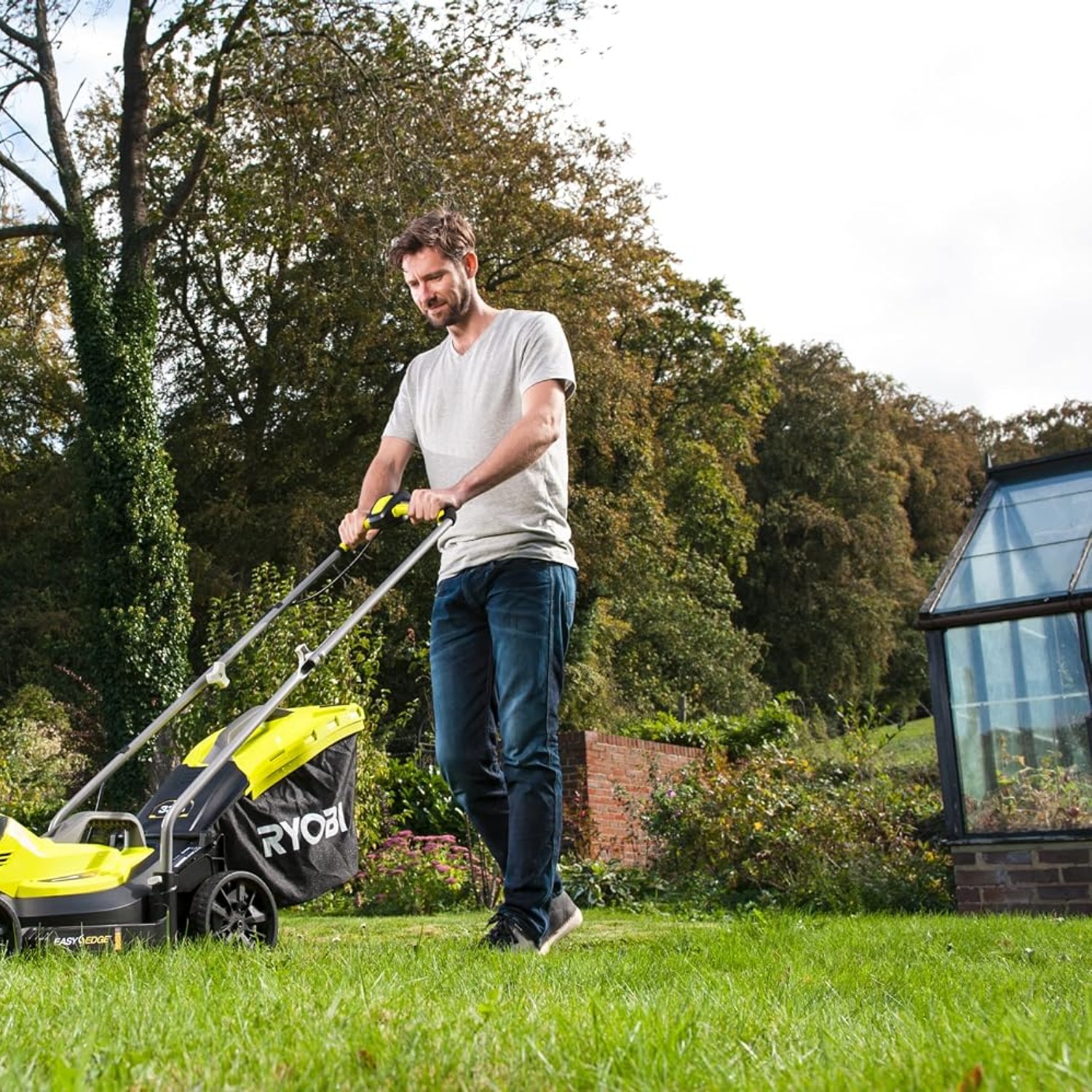 RYOBI ONE+ 18V 33cm Lawn Mower Body Only: image 5