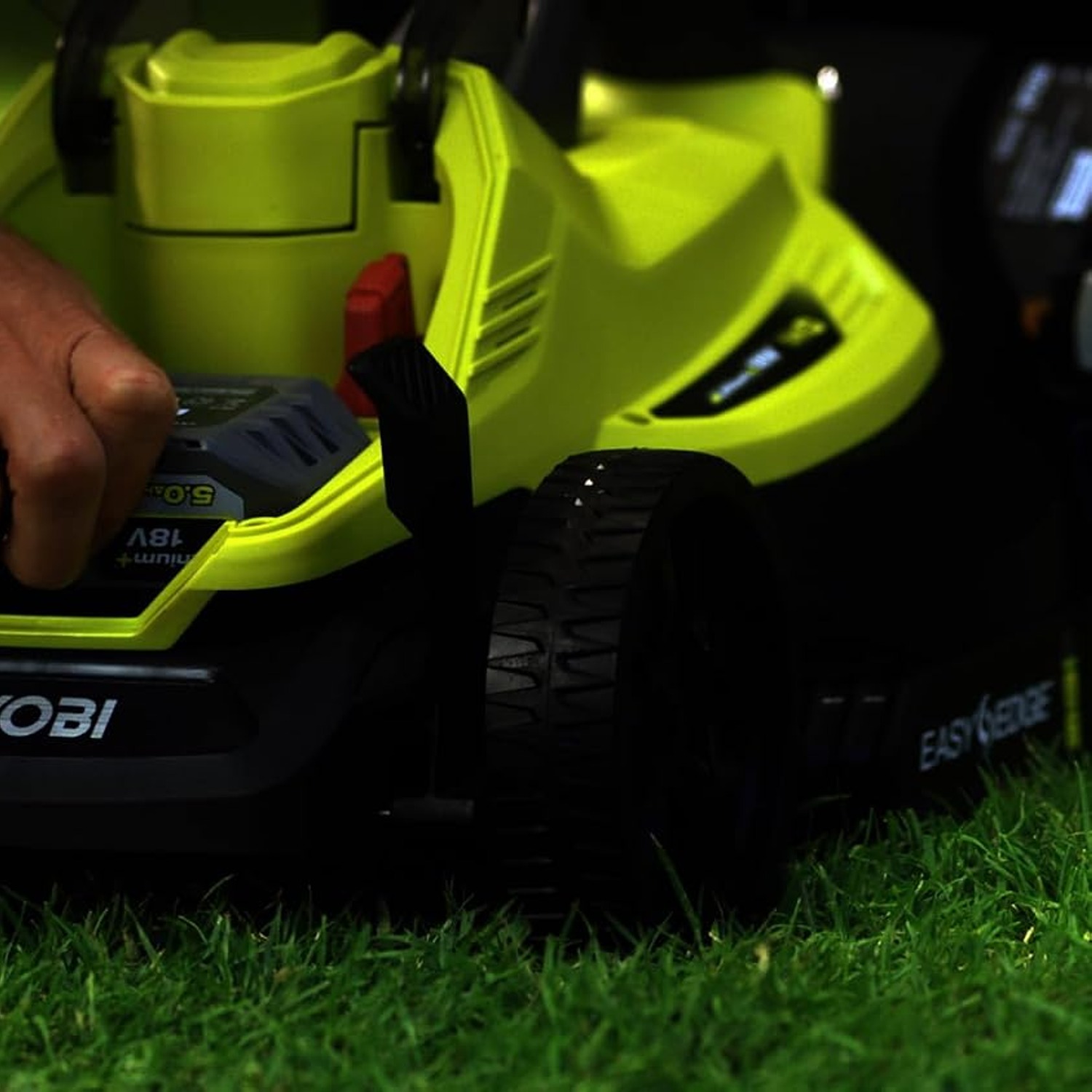 RYOBI ONE+ 18V 33cm Lawn Mower Body Only: image 9