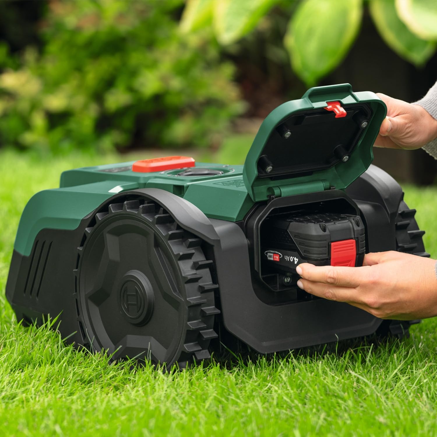 Bosch VISIMOW18V-100 Bare Tool Robot Lawn Mower: image 7